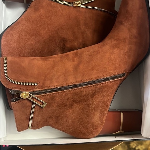 MARINO FABIANI MADE IN ITALY Elegant Suede Ankle Boots - Rust Red - Picture 6 of 10